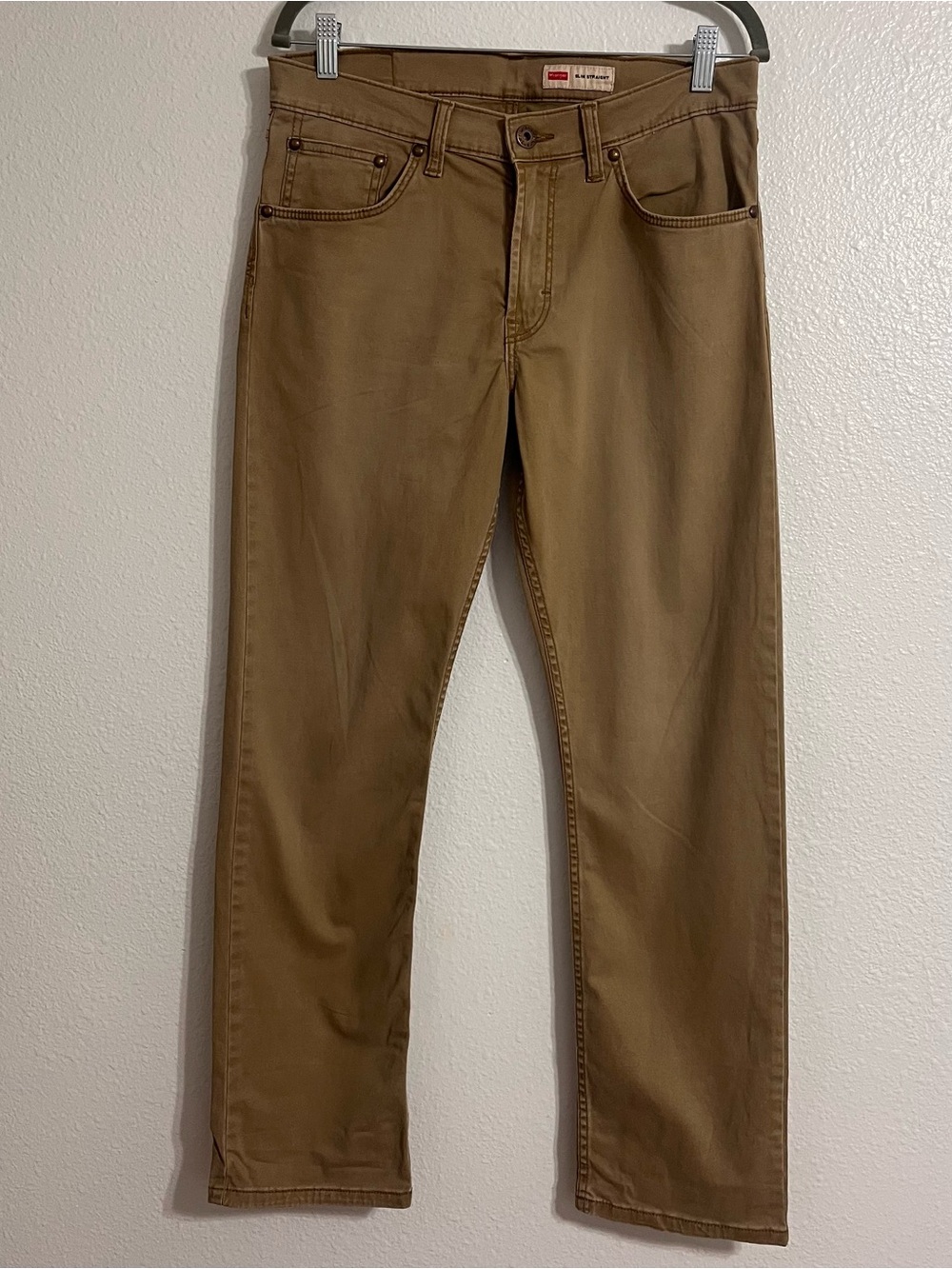 Wrangler Men's Slim Straight Jeans in Khaki Brown